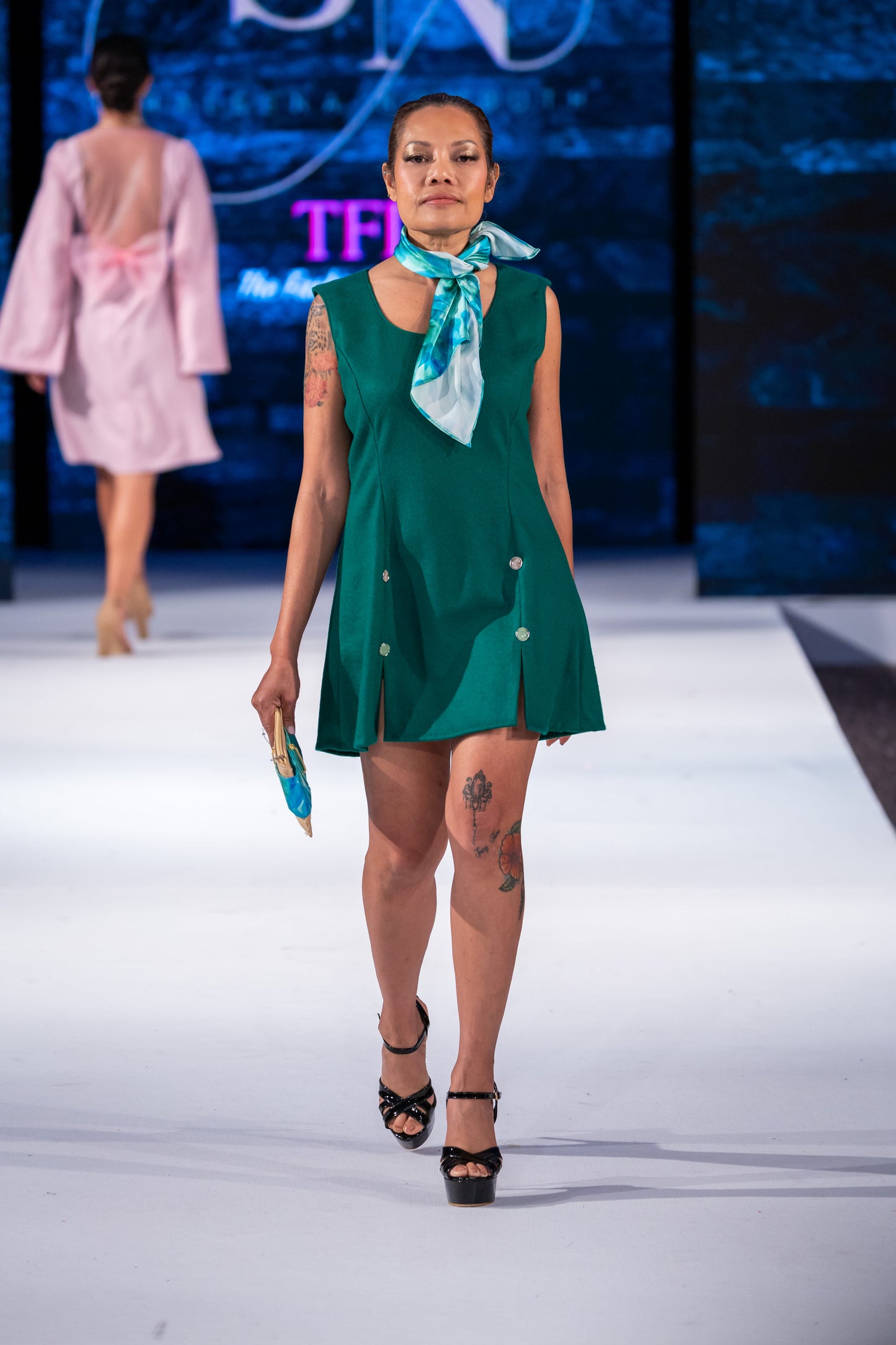 Isle Verte Luxury Dress